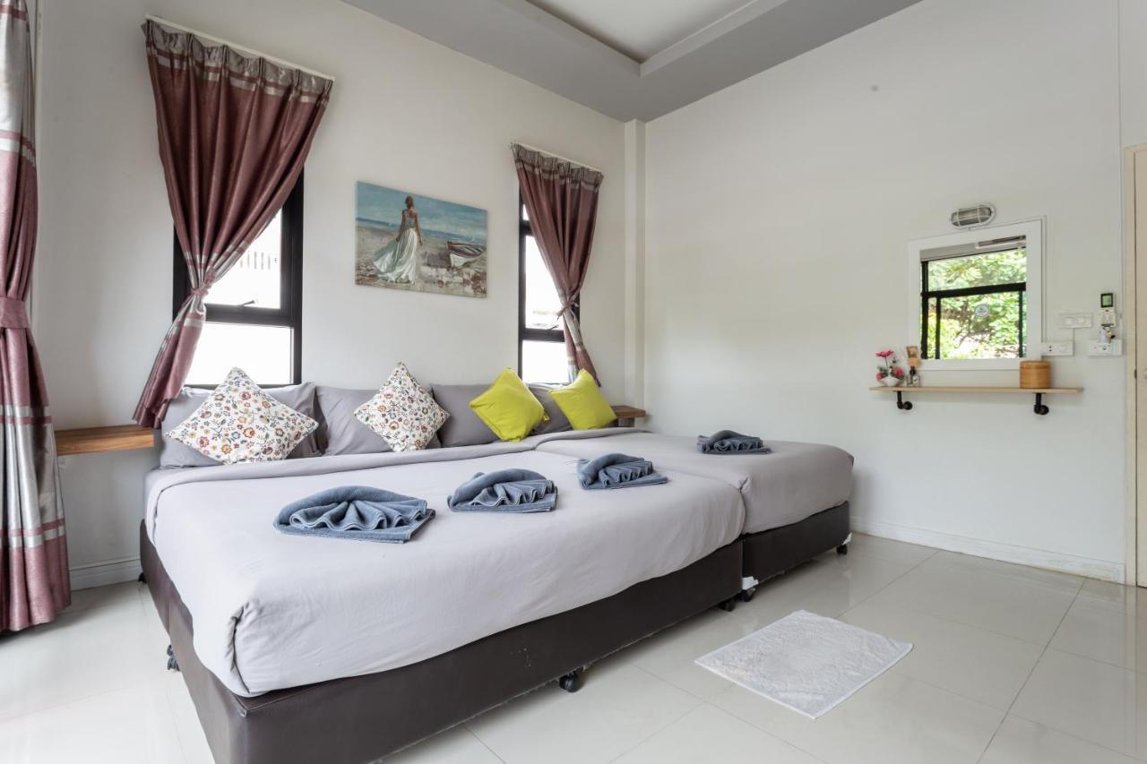 Samed Big Whale Hostel Rayong Buitenkant foto