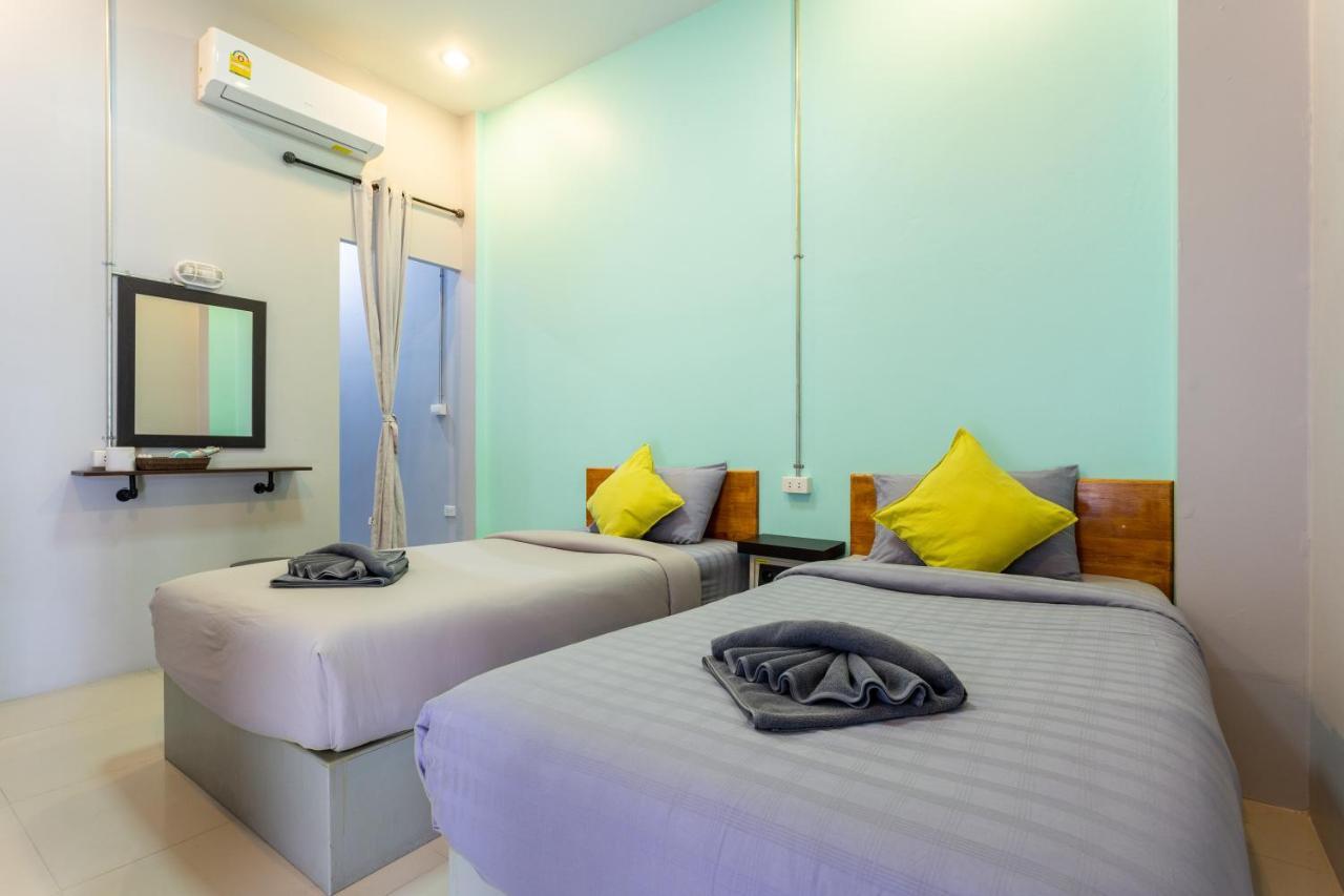 Samed Big Whale Hostel Rayong Buitenkant foto